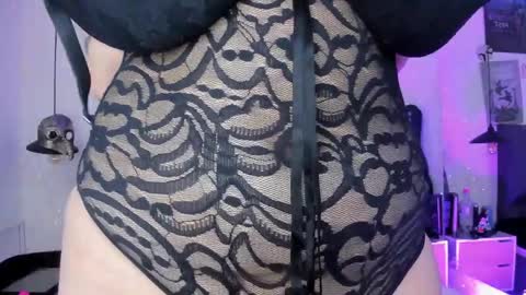 Sabrina  online show from 03/30/26, 11:33