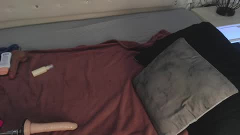 Sabrina  online show from 04/02/26, 12:03