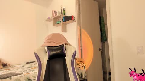 Snapshot of sabrinawiid chatting on 11/05/25, 12:10 Sabrina online show from 11/05/25, 12:10