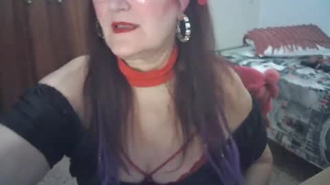 SabrinaXlovess online show from 10/28/25, 06:32