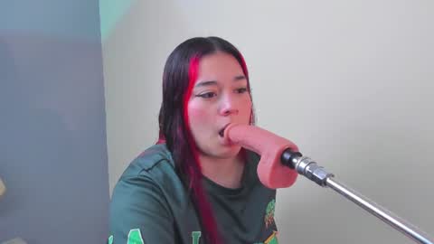 sabrinna  online show from 06/30/26, 07:26