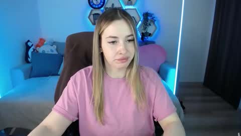 Sabrina Violet online show from 03/18/26, 09:12