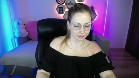Sabrina Violet online show from 07/07/26, 08:07
