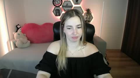 Sabrina Violet online show from 07/14/26, 08:08