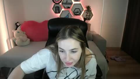 Sabrina Violet online show from 07/14/26, 10:21