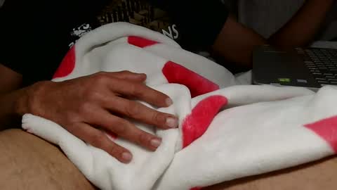 Snapshot of sacalaschichiss chatting on 01/23/25, 08:25 Dee online show from 01/23/25, 08:25