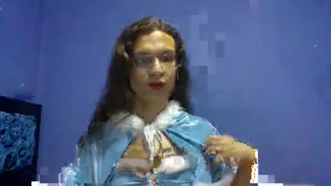 Snapshot of sachi_cosplayer chatting on 12/21/25, 11:01 sachi_cosplayer online show from 12/21/25, 11:01