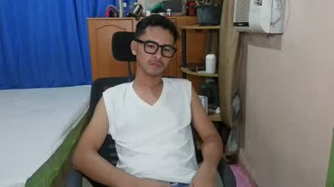 Sachu01 online show from 07/08/26, 04:44