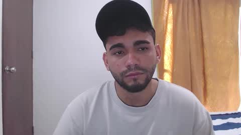 Snapshot of sack_rojas chatting on 10/16/25, 04:41 Sack online show from 10/16/25, 04:41