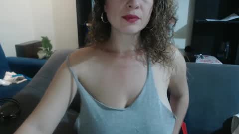Snapshot of sacrletardiente chatting on 02/22/25, 01:57 sacrletardiente online show from 02/22/25, 01:57