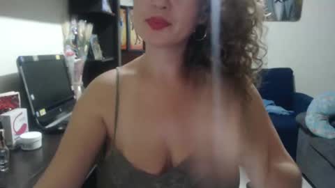 Snapshot of sacrletardiente chatting on 03/11/25, 11:37 sacrletardiente online show from 03/11/25, 11:37