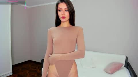 Snapshot of sacura_sacura chatting on 09/14/25, 03:44 Sacura online show from 09/14/25, 03:44