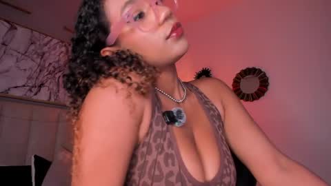 Sophie online show from 05/06/26, 06:52