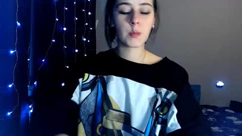 Snapshot of sademoface chatting on 01/17/25, 02:08 pluto online show from 01/17/25, 02:08