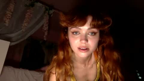 Snapshot of sadgirldies chatting on 12/18/24, 03:58 sadgirldies online show from 12/18/24, 03:58