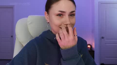 Snapshot of sadierenee96 chatting on 09/15/25, 08:53 Sadie Renee  online show from 09/15/25, 08:53