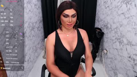 Snapshot of sadistictmistress_verra chatting on 05/29/26, 10:30 Verra Monroe online show from 05/29/26, 10:30