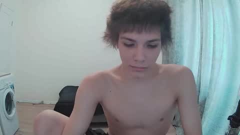 Snapshot of sadvetements chatting on 03/27/26, 08:26 sadvetements online show from 03/27/26, 08:26