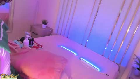 Snapshot of saekohofman chatting on 11/10/25, 04:11 Mara online show from 11/10/25, 04:11