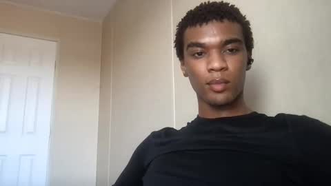 Snapshot of saeonyx chatting on 12/16/25, 09:20 Saeonyx online show from 12/16/25, 09:20