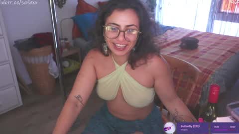 Snapshot of safaeri chatting on 06/30/26, 09:05 Safa online show from 06/30/26, 09:05