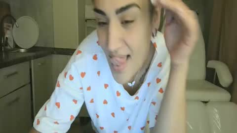 Queen online show from 11/21/25, 02:05