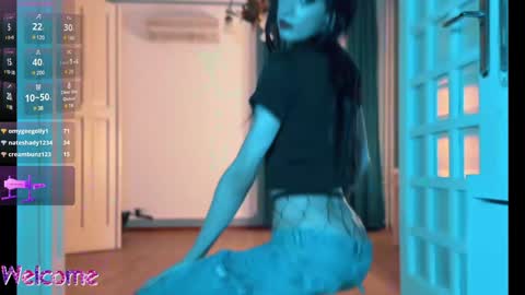 Snapshot of sage_storm chatting on 01/11/25, 05:29 Sage Storm online show from 01/11/25, 05:29