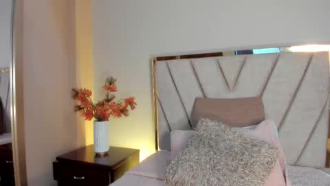 Snapshot of sagirabelle chatting on 12/03/25, 06:17 Sagira Belle online show from 12/03/25, 06:17