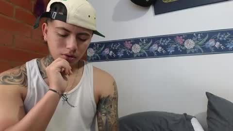 Sahara y Thiago online show from 04/16/26, 12:06