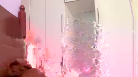 Snapshot of sahara_shine chatting on 12/01/25, 01:16 cutie maya online show from 12/01/25, 01:16