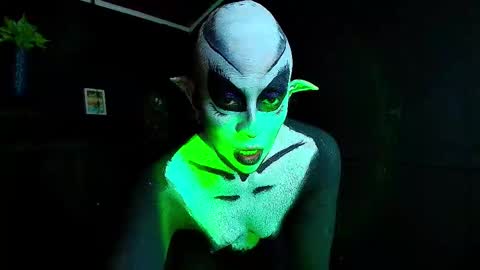 SARA online show from 11/29/25, 05:49