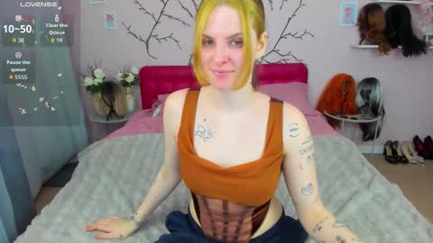 Adel online show from 02/18/26, 01:07