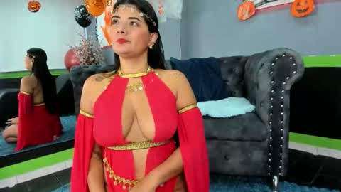 Sailon online show from 10/31/25, 02:40