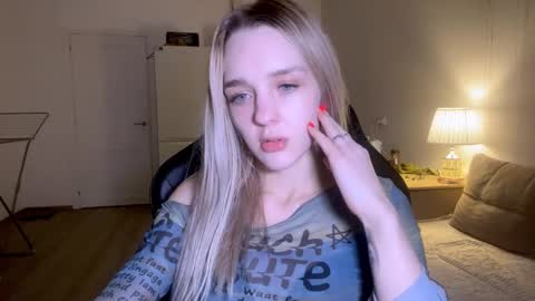 Sofia online show from 03/05/25, 04:57