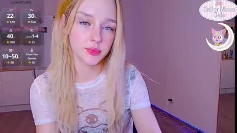 Sofia online show from 03/22/26, 10:57