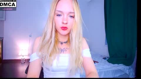 Sofia online show from 05/15/26, 01:34