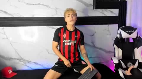 Juan online show from 11/24/25, 11:10