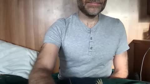 Snapshot of saint009 chatting on 01/06/25, 12:13 saint009 online show from 01/06/25, 12:13