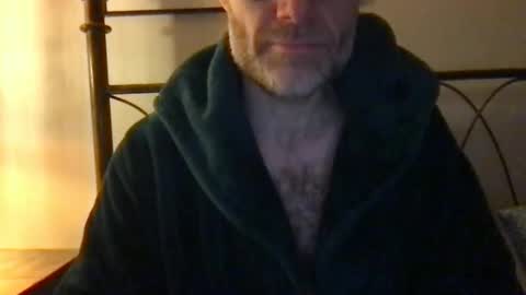 Snapshot of saint009 chatting on 03/08/26, 04:49 saint009 online show from 03/08/26, 04:49