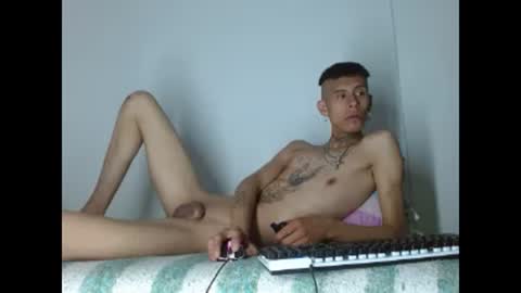 Snapshot of saint_boyy chatting on 01/06/25, 07:52 saint boy online show from 01/06/25, 07:52