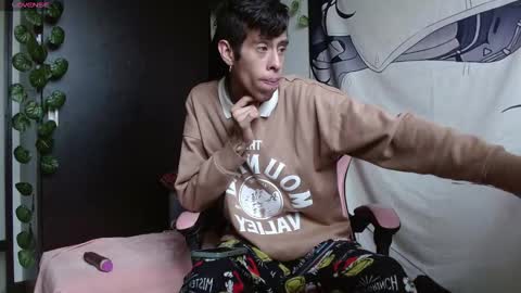 Snapshot of saint_boyy chatting on 09/10/25, 12:16 saint boy online show from 09/10/25, 12:16