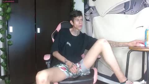 Snapshot of saint_boyy chatting on 09/17/25, 03:08 saint boy online show from 09/17/25, 03:08