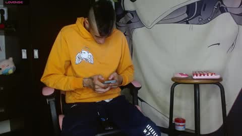 Snapshot of saint_boyy chatting on 09/24/25, 09:01 saint boy online show from 09/24/25, 09:01