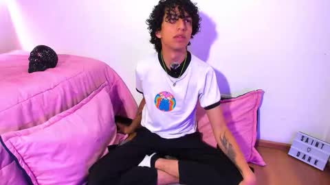 saint_dark online show from 11/30/25, 03:38