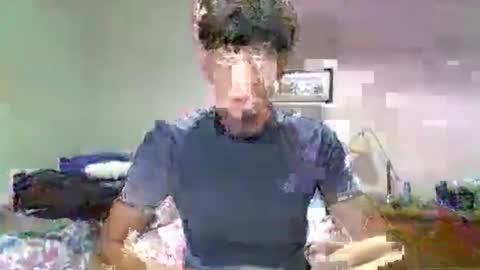 Snapshot of saint_nott chatting on 12/04/25, 10:51 saint_nott online show from 12/04/25, 10:51