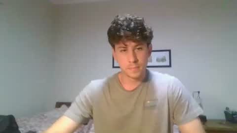 Snapshot of saint_nott chatting on 12/15/25, 11:09 saint_nott online show from 12/15/25, 11:09