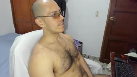 Snapshot of saintedy01 chatting on 01/13/25, 12:45 saintedy01 online show from 01/13/25, 12:45