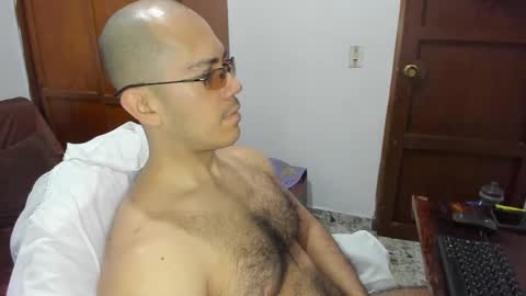 Snapshot of saintedy01 chatting on 01/26/25, 01:15 saintedy01 online show from 01/26/25, 01:15