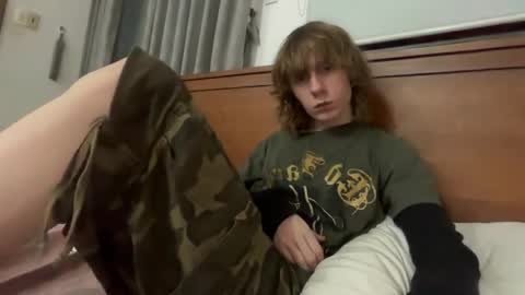 saintfawn online show from 04/24/26, 11:07