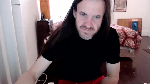 Snapshot of saintreeves chatting on 12/04/24, 02:15 SaintReeves online show from 12/04/24, 02:15